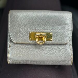 Salvatore Ferragamo Wallet Women's  Stone Calf Leather Urban Grey EUC